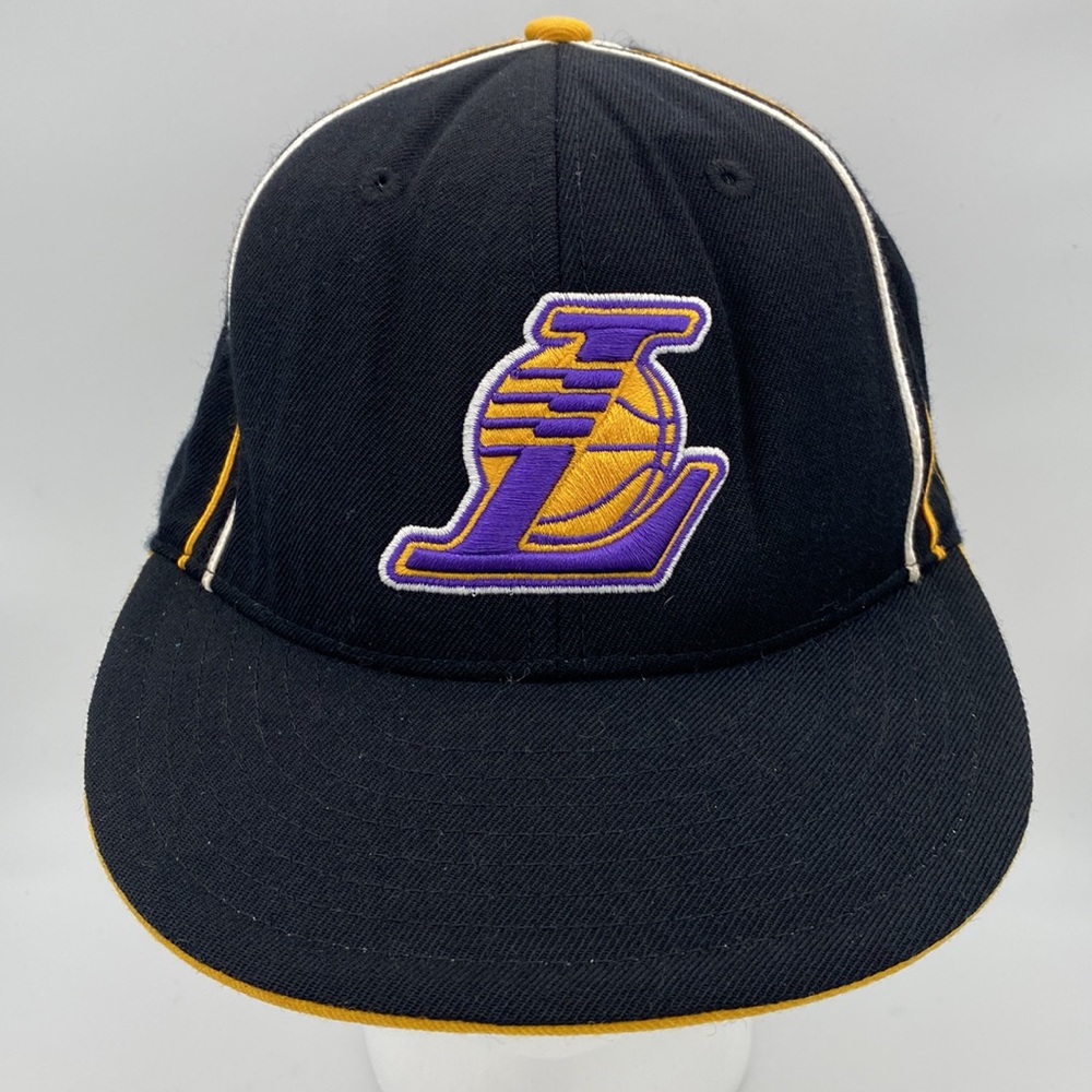 Los Angeles Lakers Reebok Black Cap Hat  - Size 7 3/4